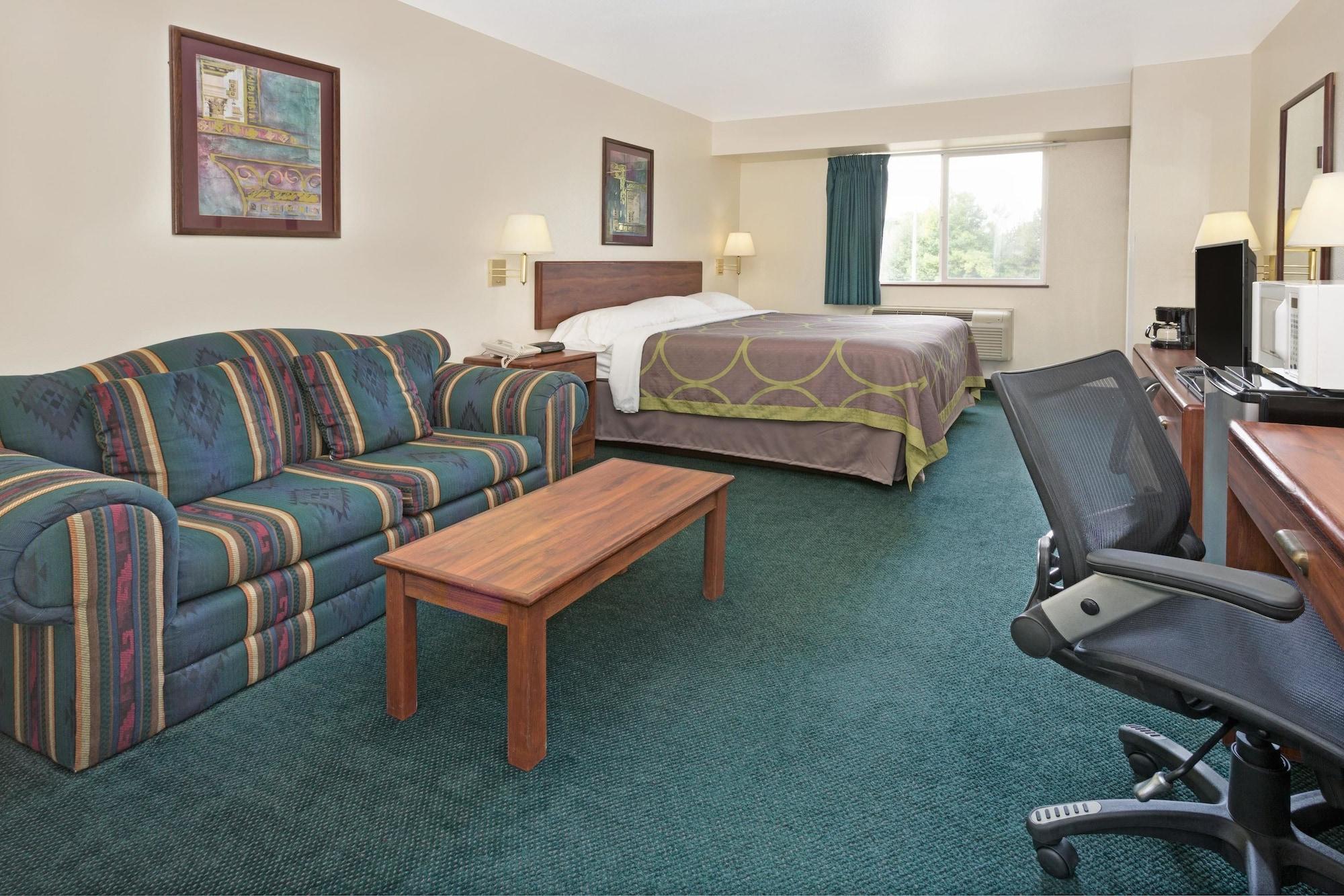 Super 8 By Wyndham Windsor Hotel Luaran gambar