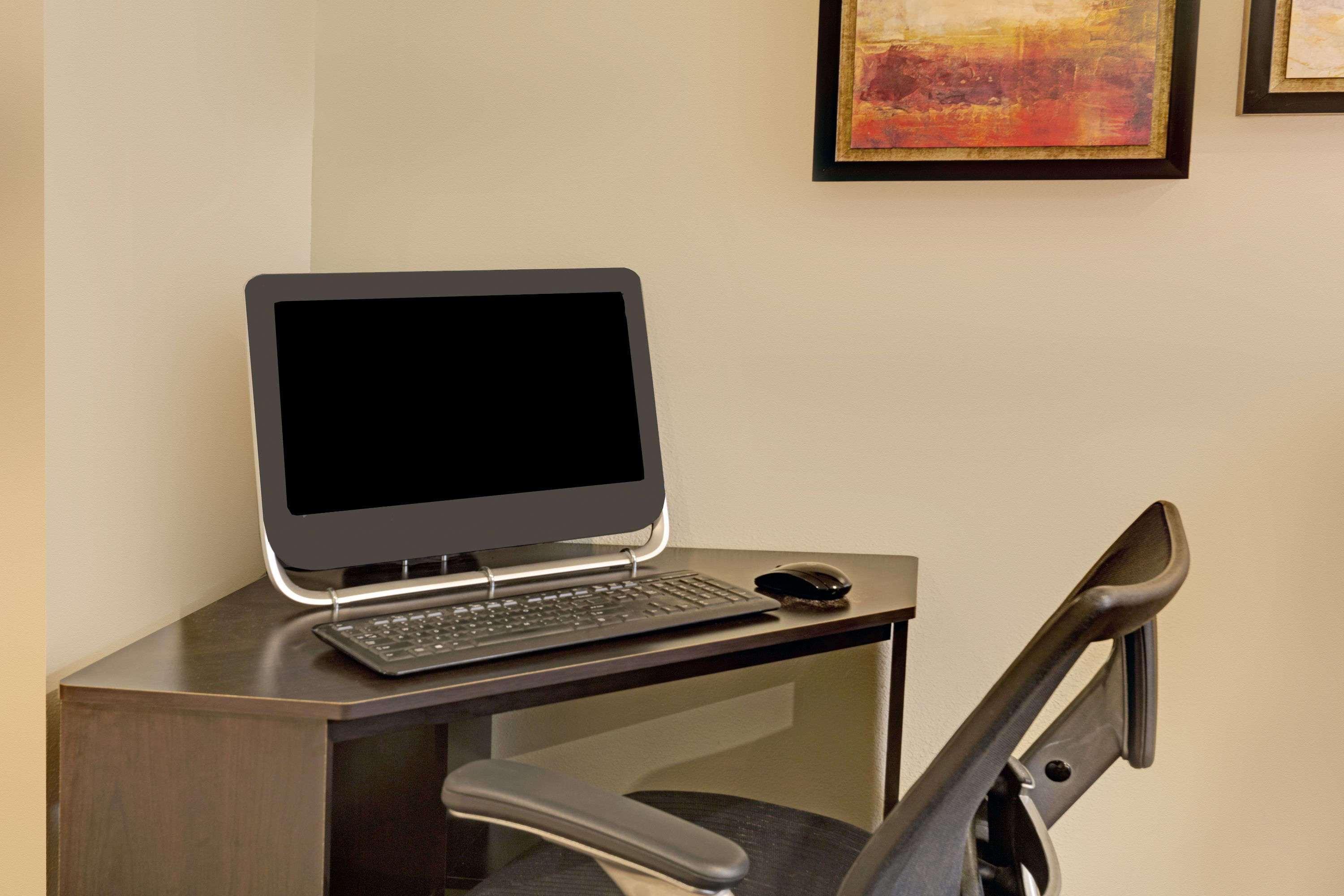 Super 8 By Wyndham Windsor Hotel Luaran gambar